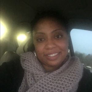 Meet your Posher, Dana